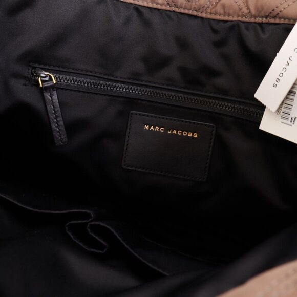 NWT Marc Jacobs Quilted Knot LARGE Tote in French Grey - Picture 9 of 12